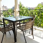 Lejlighedshotel Poseidon Vip Club Balneo & 4*