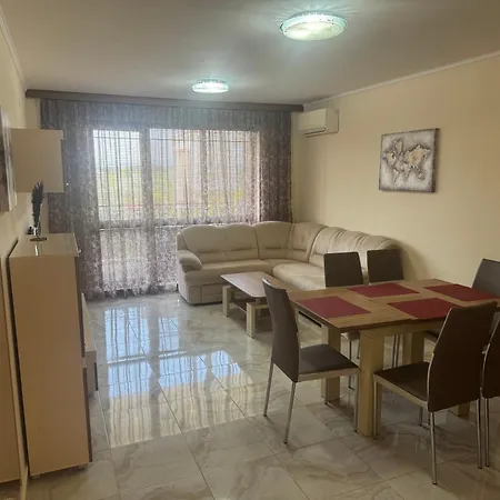 Aparthotel Poseidon Vip Club Balneo & 3*