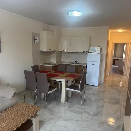 Poseidon Vip Club Balneo & Apart Otel 3*