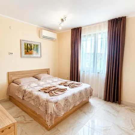 Poseidon Vip Club Balneo&spa Apartahotel 4*