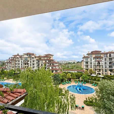 Appart hôtel Poseidon Vip Club Balneo & 4*