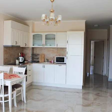 מלון דירות Poseidon Vip Club Balneo & 4*