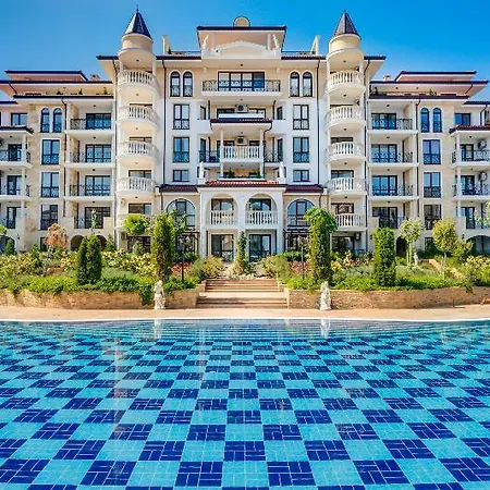 Poseidon Vip Club Balneo & מלון דירות