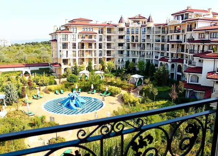 Poseidon Vip Club Balneo & Lejlighedshotel 4*