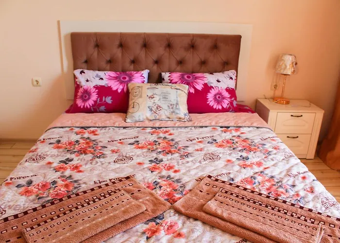 アパートホテル Poseidon Vip Club Balneo & 4*